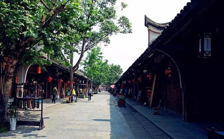 月销低至4台，别以为名爵ZS不行了，其实是墙内开花墙外香